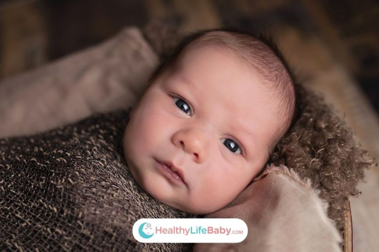 2-month-old baby feeding and sleeping schedule